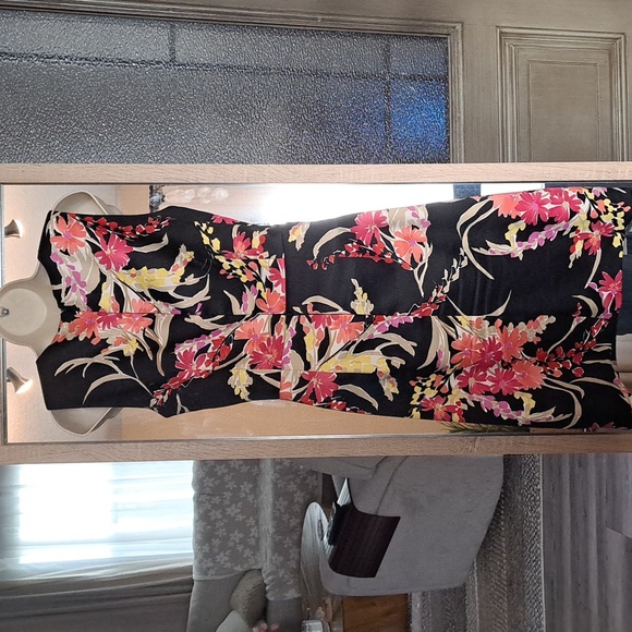 Multi color sleeveless sheath dress size 6 - Picture 4 of 5